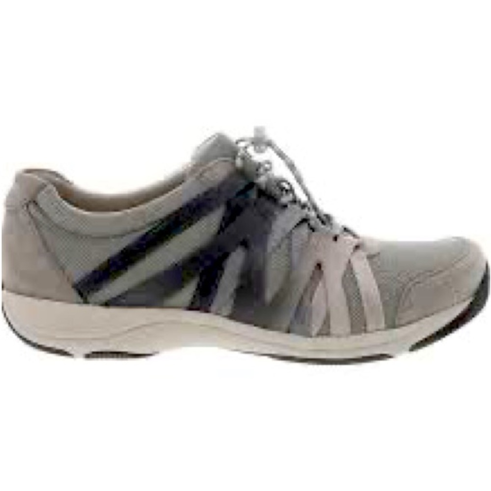 Brand new Dansko Henrietta tennis shoes. Size 8 1/2-9 (39 European)